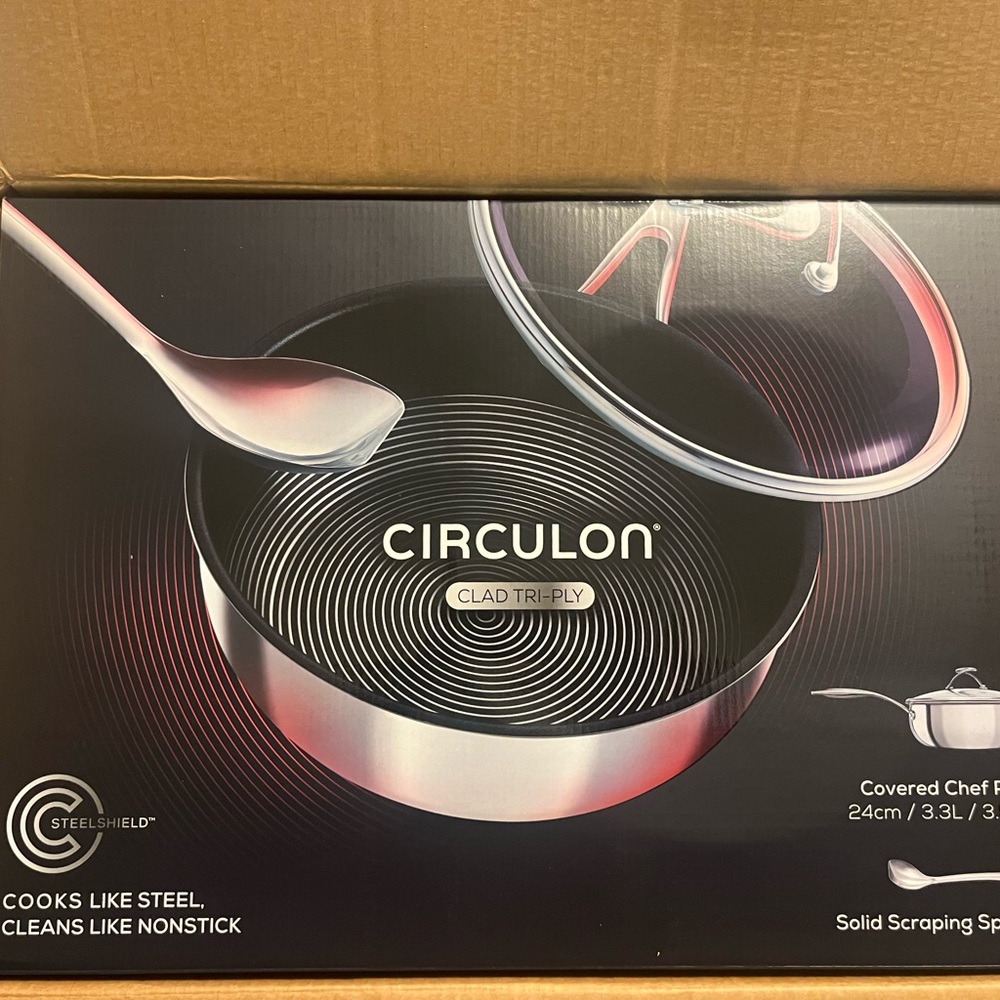Circulon Clad Tri-Ply Covered Chef Pan in Black and Silver